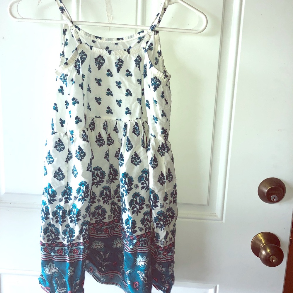 Little girls beautees dress size 8